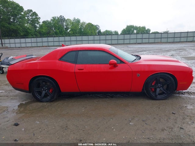 Dodge Challenger Srt Hellcat