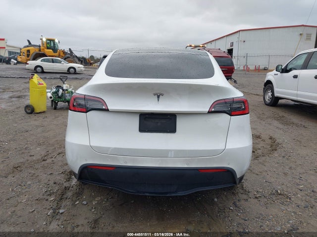 Tesla Model Y Long Range Dual Motor All-wheel Drive