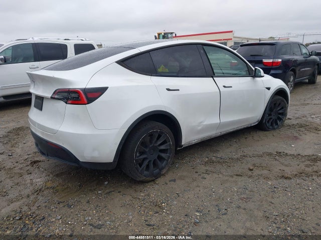Tesla Model Y Long Range Dual Motor All-wheel Drive