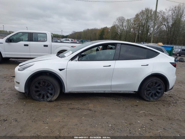 Tesla Model Y Long Range Dual Motor All-wheel Drive