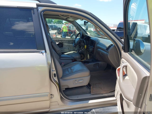 Toyota Sequoia Limited V8