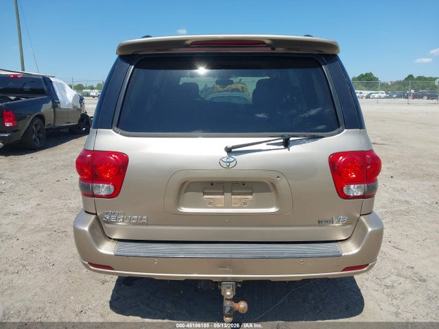 Toyota Sequoia Limited V8