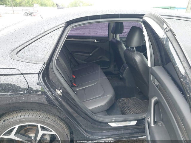 Volkswagen Passat 2.0t R-line