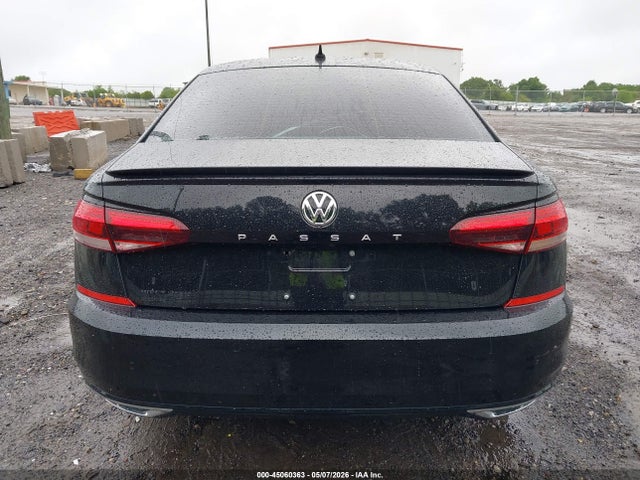 Volkswagen Passat 2.0t R-line