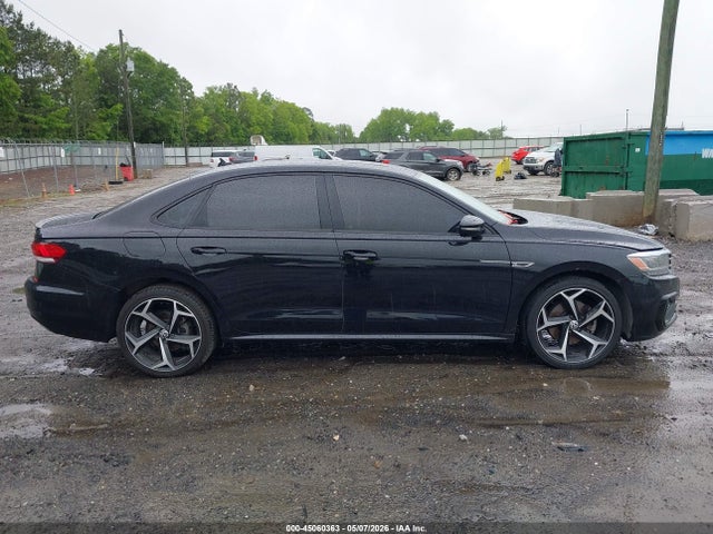 Volkswagen Passat 2.0t R-line