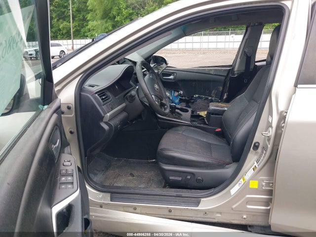 Toyota Camry Se
