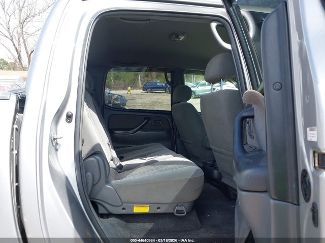 Toyota Tundra Sr5 V8