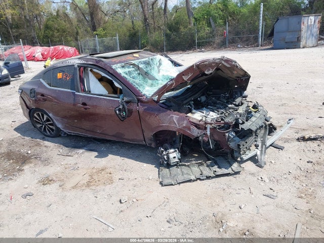 Salvage Nissan Sentra Image