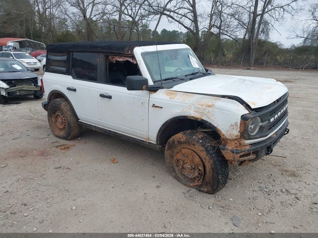 Salvage Ford Bronco Image