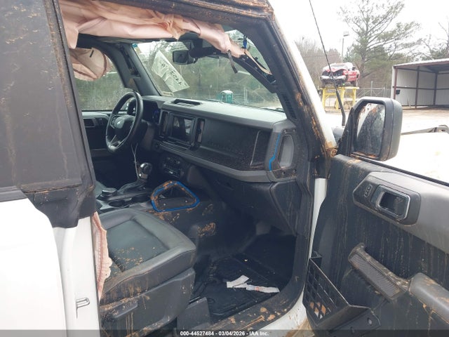 Ford Bronco Black Diamond