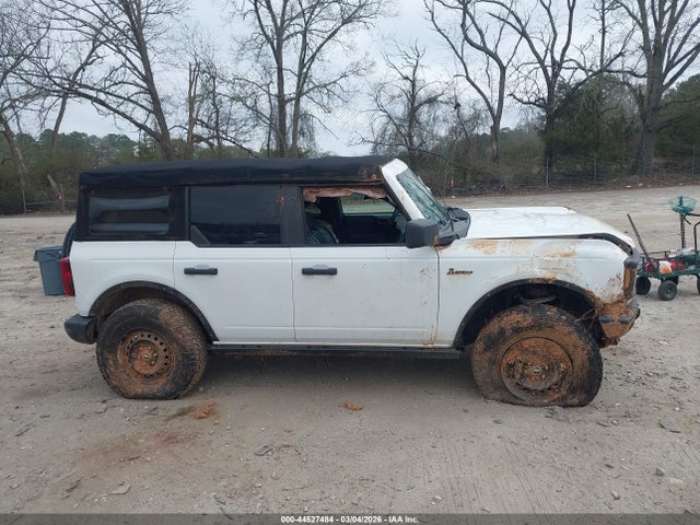 Ford Bronco Black Diamond