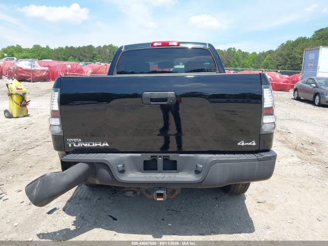 Toyota Tundra Grade 5.7l V8