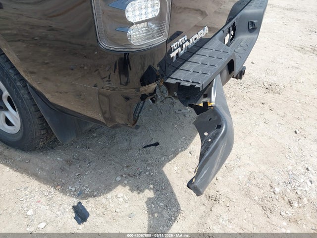 Toyota Tundra Grade 5.7l V8