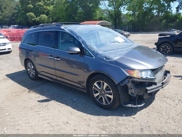Salvage Honda Odyssey Image