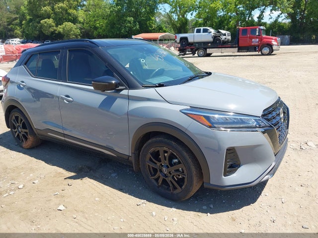 Salvage Nissan Kicks Image