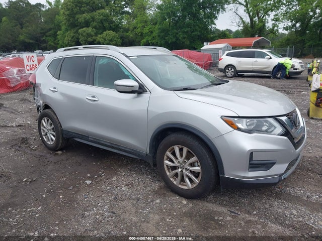 Salvage Nissan Rogue Image