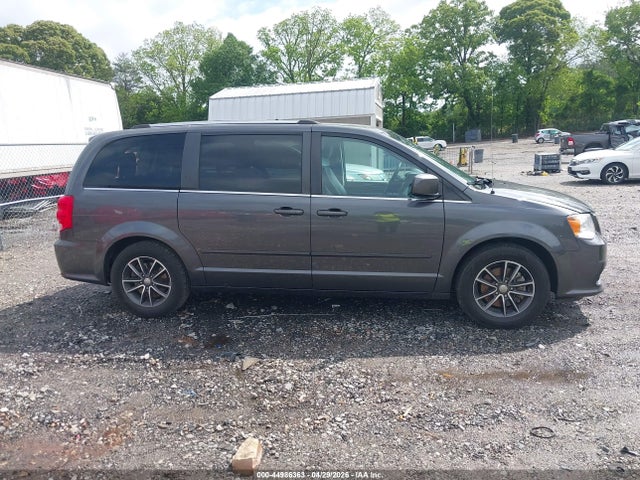Dodge Grand Caravan Sxt