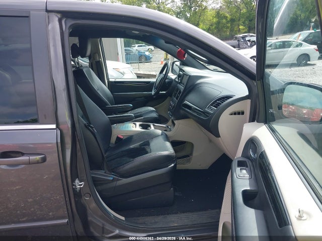 Dodge Grand Caravan Sxt