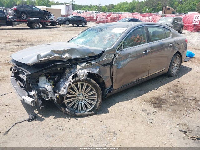 Kia K900 Premium