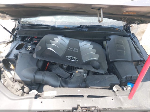 Kia K900 Premium