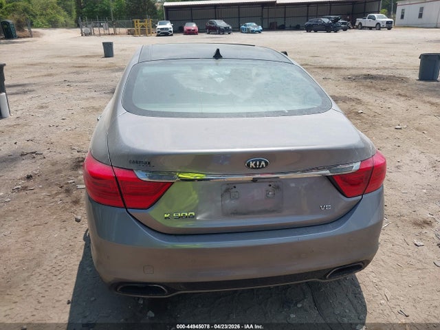 Kia K900 Premium