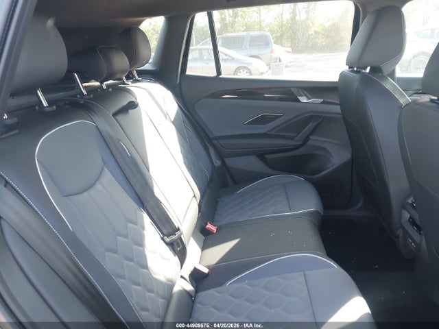 Volkswagen Tiguan 2.0t Sel R-line