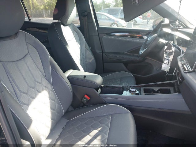 Volkswagen Tiguan 2.0t Sel R-line