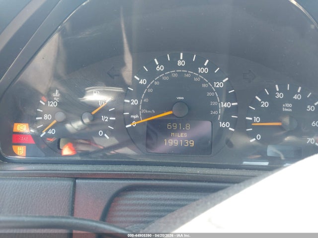Mercedes-Benz E-Class 4m
