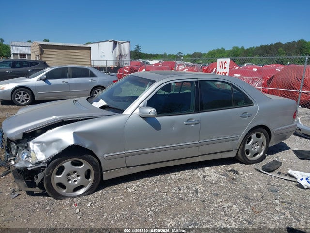 Mercedes-Benz E-Class 4m