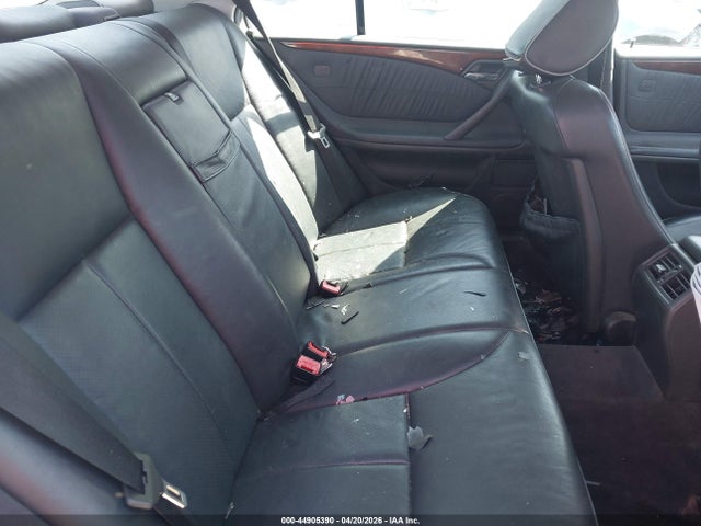 Mercedes-Benz E-Class 4m