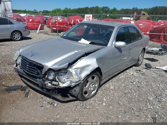 Mercedes-Benz E-Class 4m
