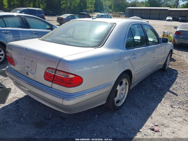 Mercedes-Benz E-Class 4m
