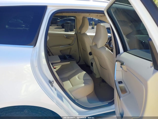 Volvo XC60 T5 Premier Plus