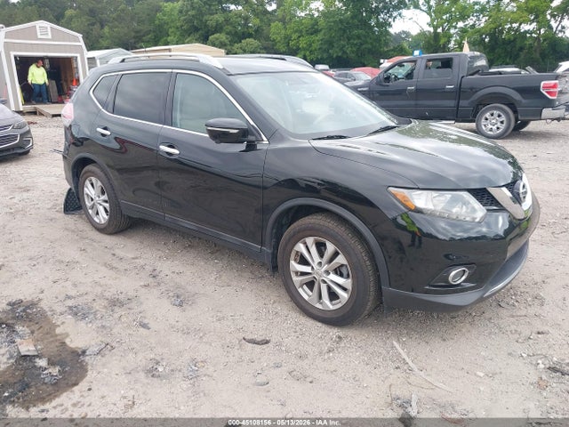 Salvage Nissan Rogue Image
