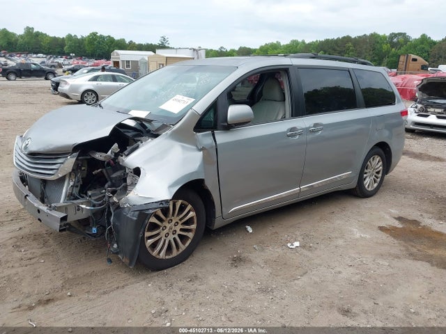 Toyota Sienna Xle V6 8 Passenger