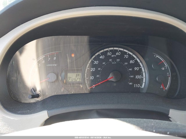 Toyota Sienna Le V6