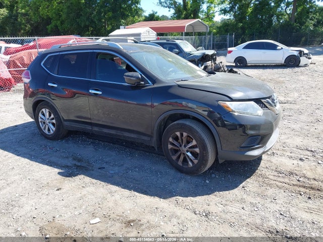 Salvage Nissan Rogue Image