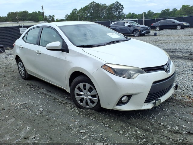 Salvage Toyota Corolla Image