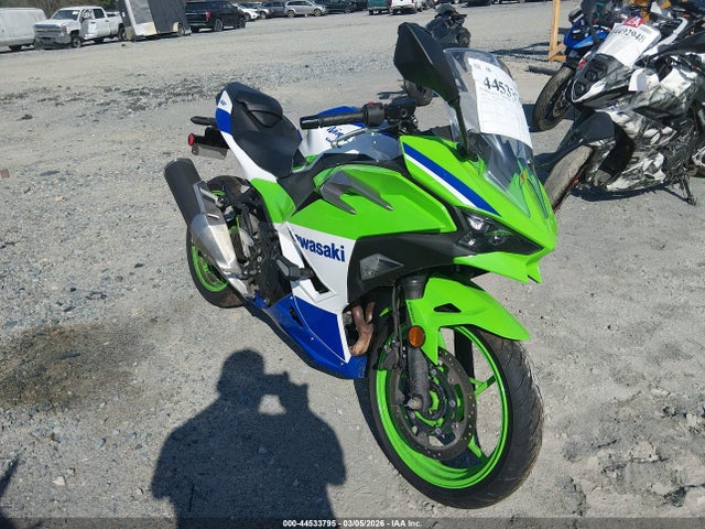 Salvage Kawasaki Ex500 Image