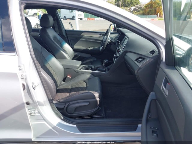 Hyundai SONATA Sport