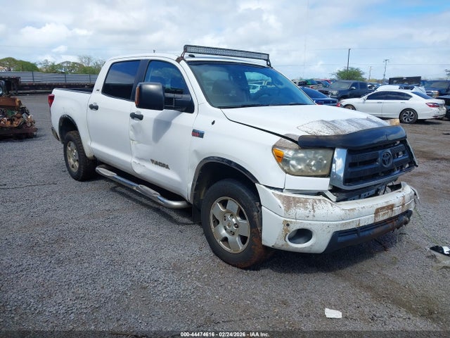 Salvage Toyota Tundra Image