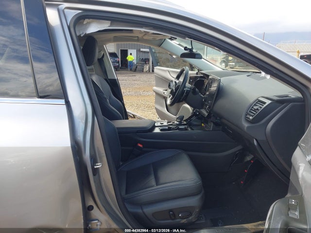 Lexus NX Luxury