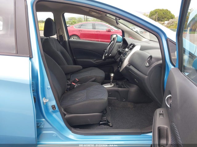 Nissan Versa Sv