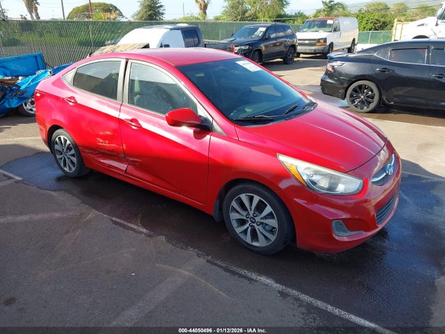 Salvage Hyundai ACCENT Image