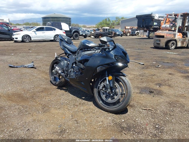 Salvage Kawasaki Zx636 Image