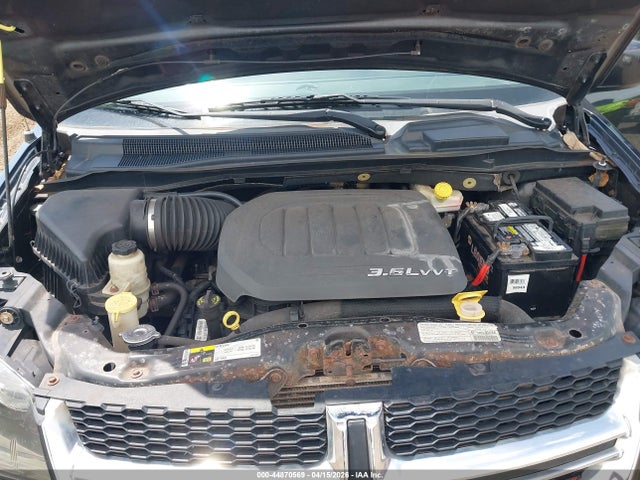 Dodge Grand Caravan Crew