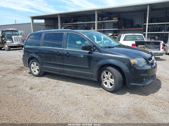 Salvage Dodge Grand Caravan Image