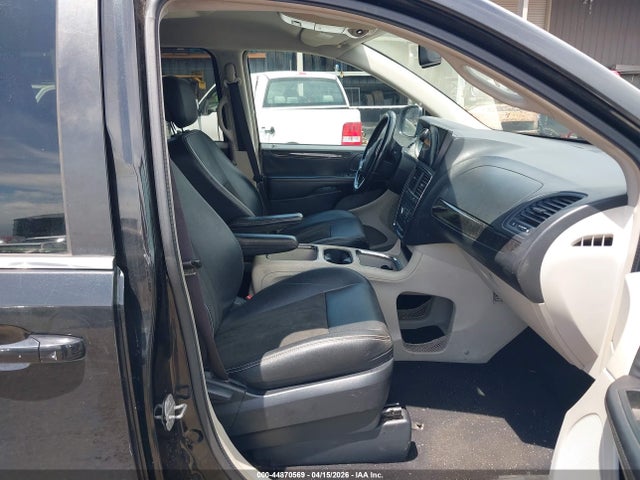 Dodge Grand Caravan Crew
