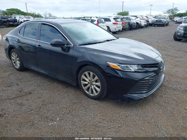 Salvage Toyota Camry Image