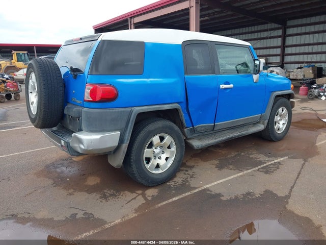 Toyota FJ Cruiser